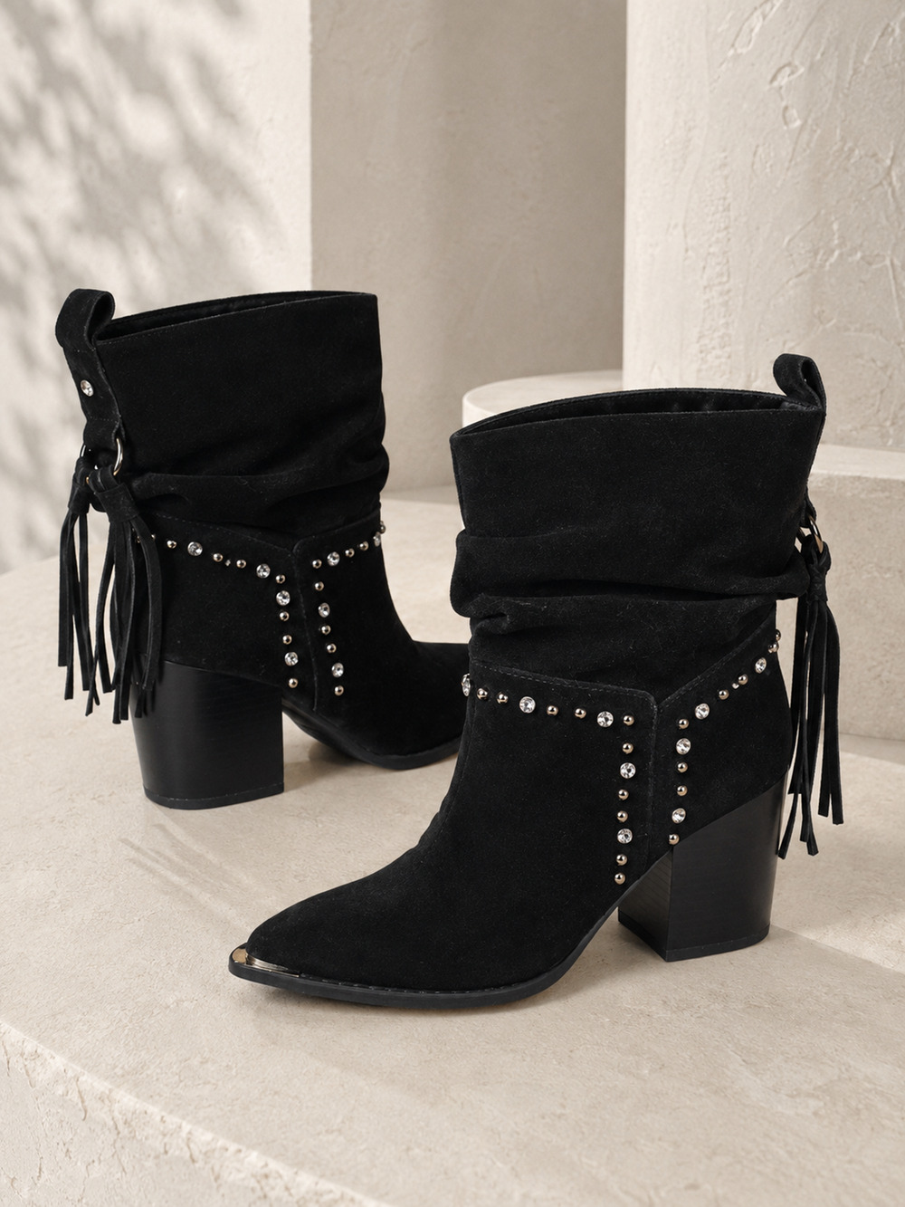 Women’s 6M Black Fringe Rhinestone Studded Pointed Toe Ankle Boots
